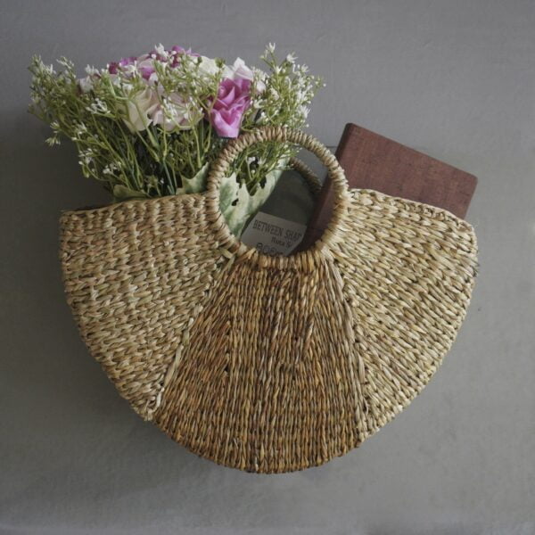 Straw bag 2 scaled 1